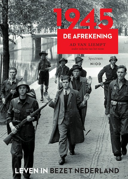1945 - Ad van Liempt (ISBN 9789000358052)